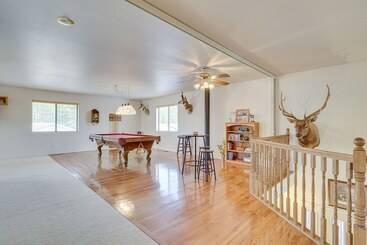 Charming Elko Home W/ Pool Table!