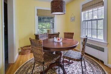 Cumberland Cottage W/ Screened Porch + Fire Pit!