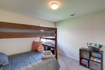 کلبه Family Friendly Killeen Home W/ Covered Patio!