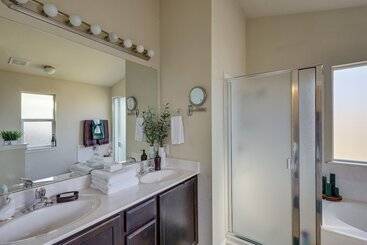 Family Friendly Killeen Home W/ Covered Patio!