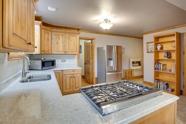 Hill City Haven ~ 23 Mi To Rapid City!
