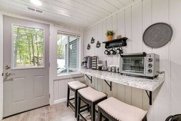 Houghton Lake Family Cottage W/ Game Room!