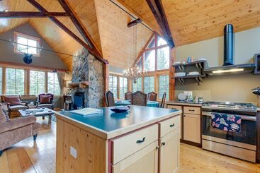 Idaho Springs Home W/ Amazing Mountain Views!