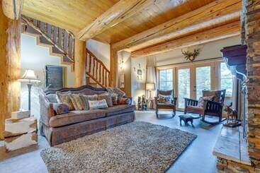 Idaho Springs Home W/ Amazing Mountain Views!