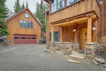 Idaho Springs Home W/ Amazing Mountain Views!