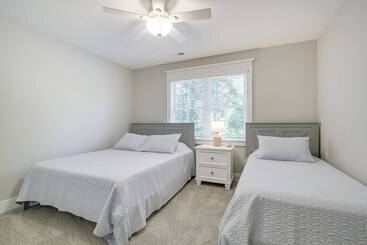 North Carolina Home ~ 2 Mi To Pinehurst Resort