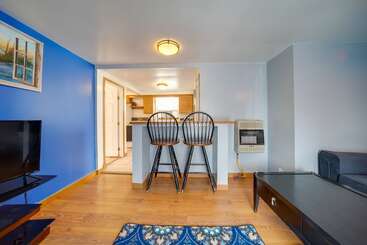 Pet Friendly Lake Erie Cottage   Walk To The Water
