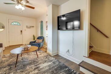 Springfield Home W/ Yard: 3 Mi To Downtown!