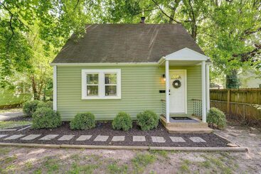 Springfield Home W/ Yard: 3 Mi To Downtown!
