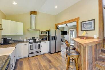 Remodeled Kalispell Farmhouse W/ Mountain Views