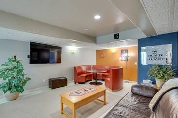 Spacious Home W/ Deck: 5 Mi To Ridgway State Park!