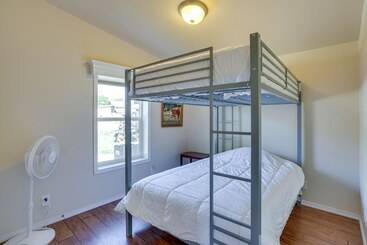 Spacious Home W/ Deck: 5 Mi To Ridgway State Park!