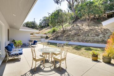 Whittier Vacation Rental: Close To Hiking Trails!