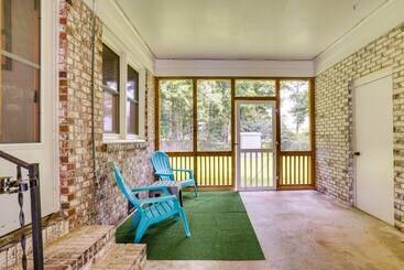 Charleston Vacation Home 6 Mi To Downtown & Beach!