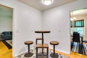 Charleston Vacation Home 6 Mi To Downtown & Beach!