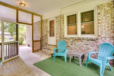 Charleston Vacation Home 6 Mi To Downtown & Beach!