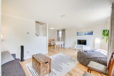 Cleveland Vacation Rental: Minutes To Downtown!