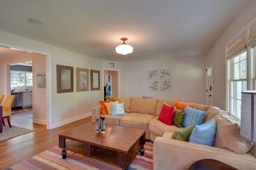 Cozy Durham Home Near Universities!