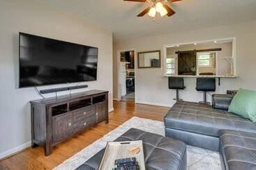 Greensboro Vacation Rental: 2 Mi To Downtown!