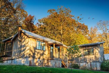 هتل Camp Long Creek