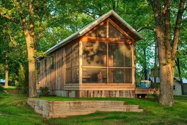 هتل Camp Long Creek