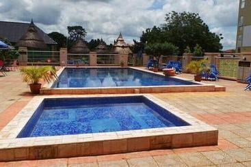 هتل Chilla Luxury Suites Kano