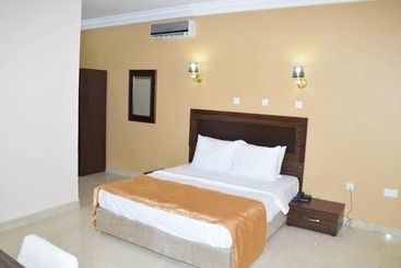 هتل Chilla Luxury Suites Kano
