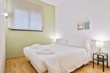 هتل Inside Barcelona Apartments Princep