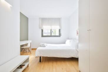 هتل Inside Barcelona Apartments Princep