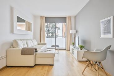 هتل Inside Barcelona Apartments Princep