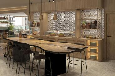 هتل The Reach At Piccadilly, Manchester, A Tribute Portfolio