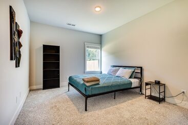 Huntsville Oasis W/ Basketball Court & Patio!