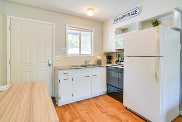 Kimberling City Cabin W/ Boat Slip, Deck & Pool