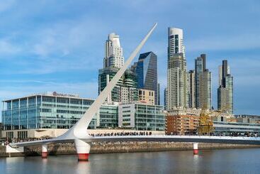 La Vie Suite Madero