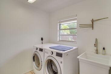 Melbourne Home W/ Pool & Patio, 6 Mi To Beach!