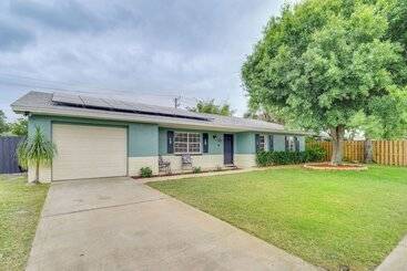 Melbourne Home W/ Pool & Patio, 6 Mi To Beach!