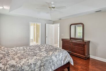 بيت ريفى Palm Coast Escape: Screened Lanai, Saltwater Pool!