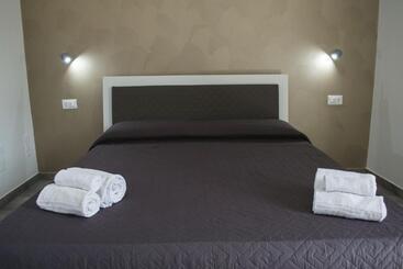 پانسیون Four Winds B&b