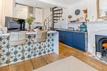 اقامتگاه Romantic 1 Bed House In Whitstable Real Gem !