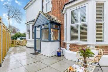 اقامتگاه Romantic 1 Bed House In Whitstable Real Gem !