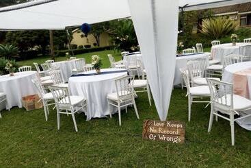 استراحتگاه Jumuia Conference And Country Home