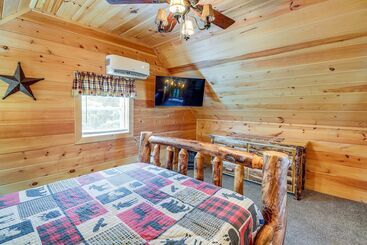 קוטג'' Sevierville Cabin W/ Wraparound Deck + Lake Access