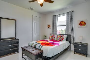 10 Mi To Yacht Club Public Beach: Getaway W/ Pool