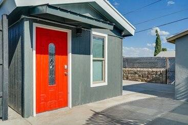 Sleek + Modern El Paso Retreat ~ 6 Mi To Downtown!
