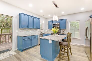 Spacious Atlanta Home ~ 2 Mi To Downtown!
