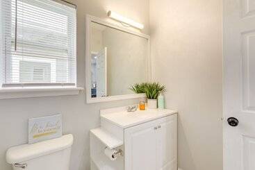 Spacious Atlanta Home ~ 2 Mi To Downtown!