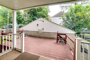 Spacious Pittsburgh Rental: Walk To Frick Park!