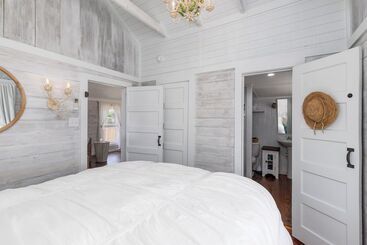 Sunkissed Cottage
