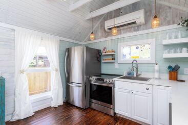Sunkissed Cottage