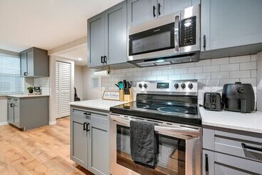 Wfh Friendly Tampa Home Rental: 2 Mi To Downtown!